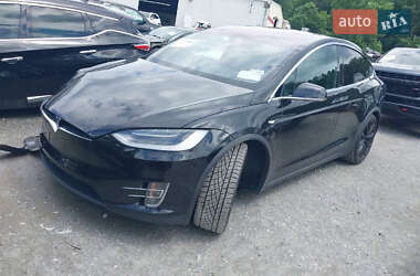 Tesla Model X 2018