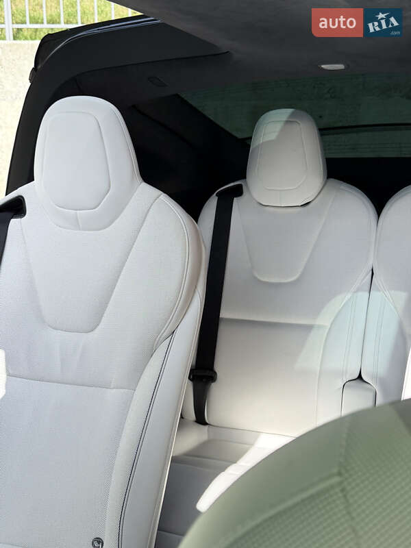 Позашляховик / Кросовер Tesla Model X 2022 в Львові