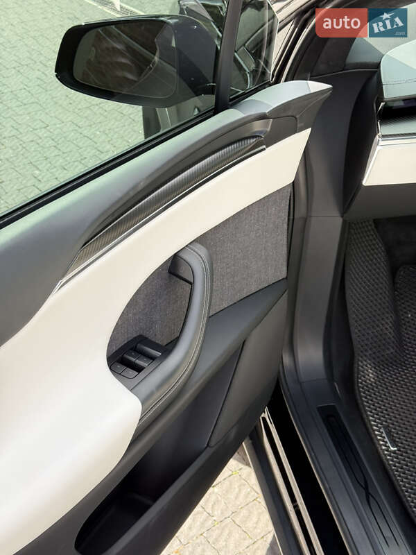 Позашляховик / Кросовер Tesla Model X 2022 в Львові