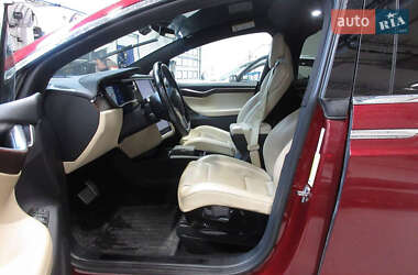 Внедорожник / Кроссовер Tesla Model X 2016 в 