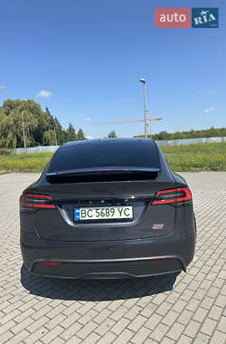 Позашляховик / Кросовер Tesla Model X 2023 в 