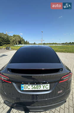 Позашляховик / Кросовер Tesla Model X 2023 в 
