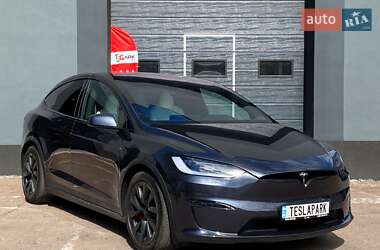 Позашляховик / Кросовер Tesla Model X 2024 в 