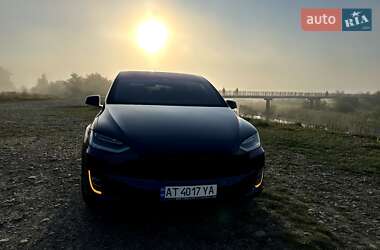 Внедорожник / Кроссовер Tesla Model X 2018 в Калуше