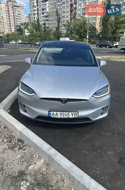 Позашляховик / Кросовер Tesla Model X 2016 в Києві