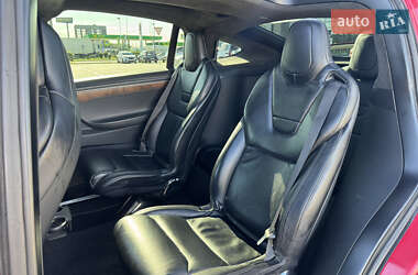 Внедорожник / Кроссовер Tesla Model X 2017 в 