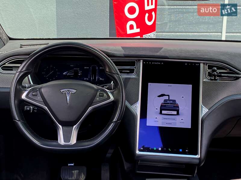 Внедорожник / Кроссовер Tesla Model X 2016 в Киеве