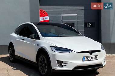 Внедорожник / Кроссовер Tesla Model X 2019 в 