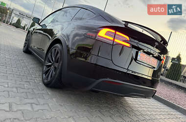 Позашляховик / Кросовер Tesla Model X 2022 в 