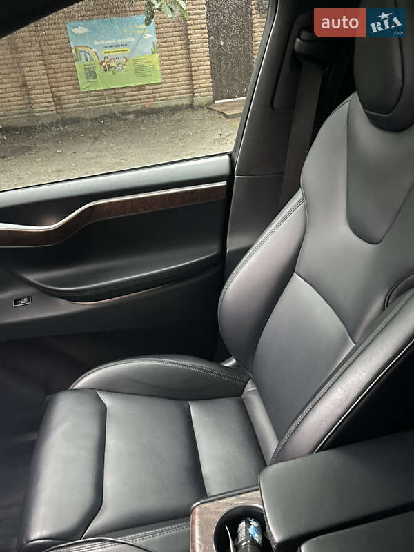 Позашляховик / Кросовер Tesla Model X 2020 в Києві