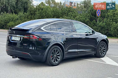 Внедорожник / Кроссовер Tesla Model X 2019 в 