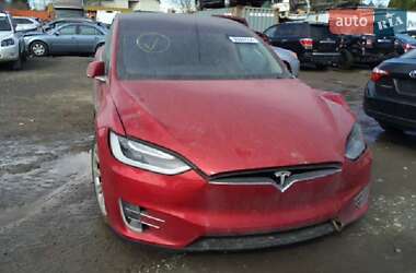 Позашляховик / Кросовер Tesla Model X 2016 в Львові