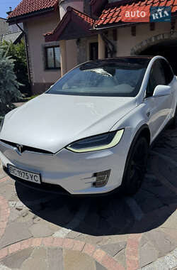 Внедорожник / Кроссовер Tesla Model X 2016 в 