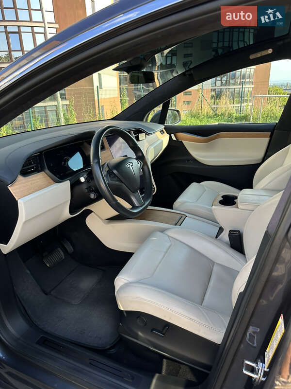 Позашляховик / Кросовер Tesla Model X 2019 в Івано-Франківську фото 13 Позашляховик / Кросовер Tesla Model X 2019 в Івано-Франківську