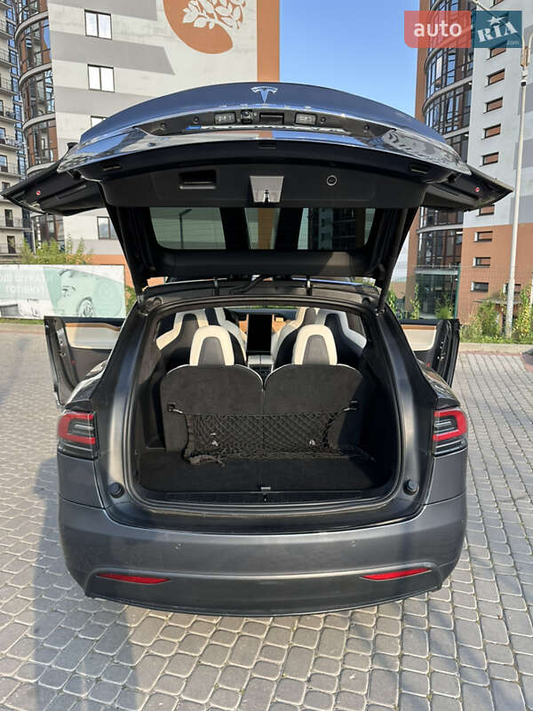 Позашляховик / Кросовер Tesla Model X 2019 в Івано-Франківську фото 16 Позашляховик / Кросовер Tesla Model X 2019 в Івано-Франківську