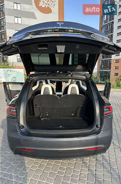 Внедорожник / Кроссовер Tesla Model X 2019 в 