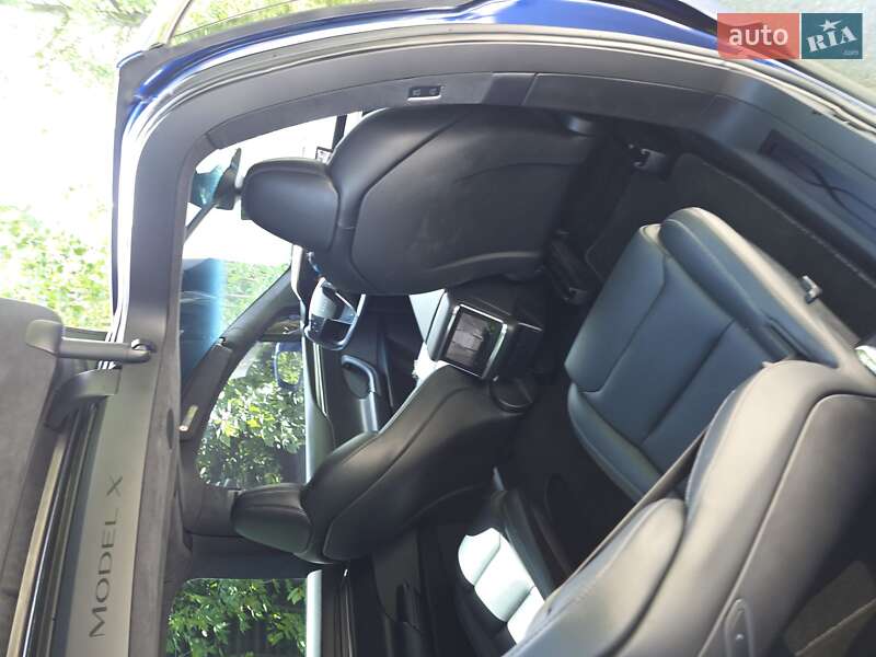 Позашляховик / Кросовер Tesla Model X 2022 в Львові фото 12 Позашляховик / Кросовер Tesla Model X 2022 в Львові