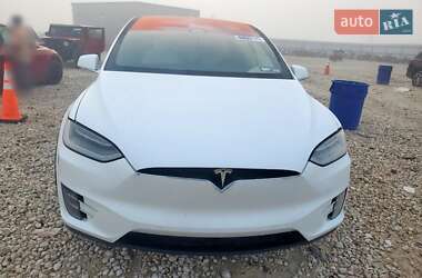 Внедорожник / Кроссовер Tesla Model X 2020 в 