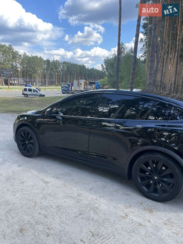 Позашляховик / Кросовер Tesla Model X 2020 в Києві