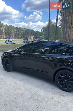 Внедорожник / Кроссовер Tesla Model X 2020 в 