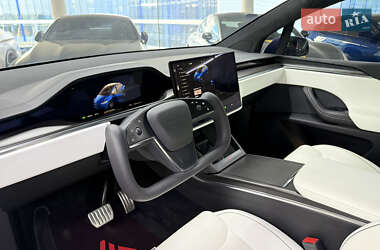 Позашляховик / Кросовер Tesla Model X 2022 в 