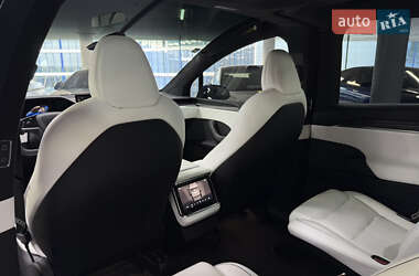 Позашляховик / Кросовер Tesla Model X 2022 в 