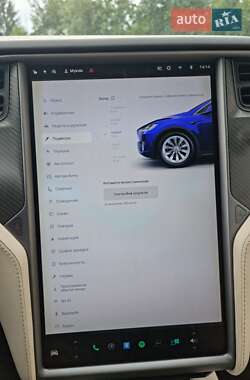 Внедорожник / Кроссовер Tesla Model X 2018 в 