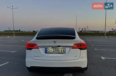 Внедорожник / Кроссовер Tesla Model X 2018 в 