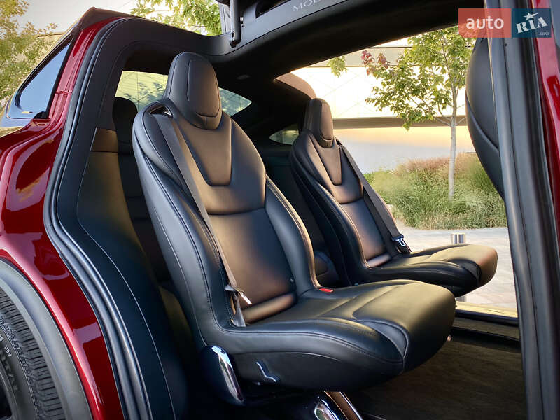 Позашляховик / Кросовер Tesla Model X 2024 в Києві