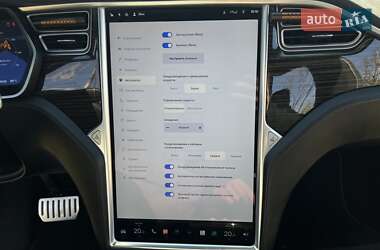 Внедорожник / Кроссовер Tesla Model X 2016 в 