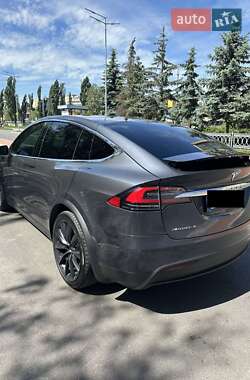 Внедорожник / Кроссовер Tesla Model X 2016 в 