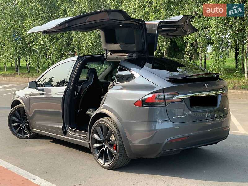 Внедорожник / Кроссовер Tesla Model X 2016 в Киеве фото 15 Внедорожник / Кроссовер Tesla Model X 2016 в Киеве