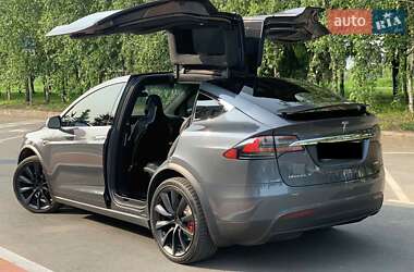 Внедорожник / Кроссовер Tesla Model X 2016 в 