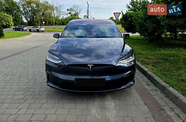 Tesla Model X 2022