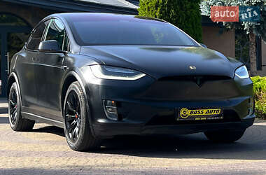 Позашляховик / Кросовер Tesla Model X 2019 в Львові