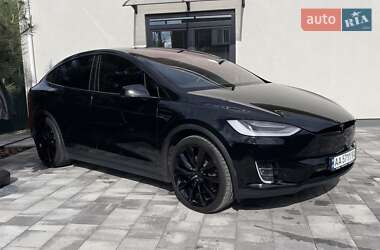 Позашляховик / Кросовер Tesla Model X 2020 в 