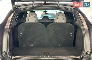 Позашляховик / Кросовер Tesla Model X 2018 в 