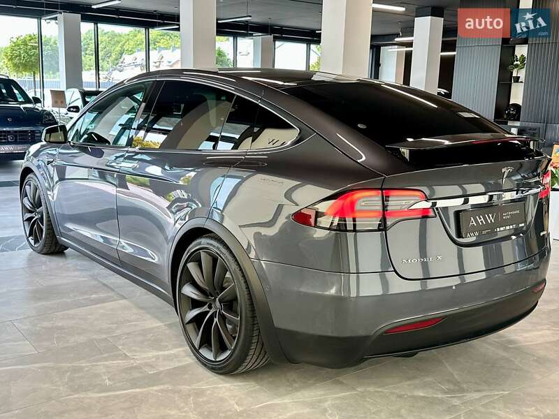 Внедорожник / Кроссовер Tesla Model X 2018 в Львове