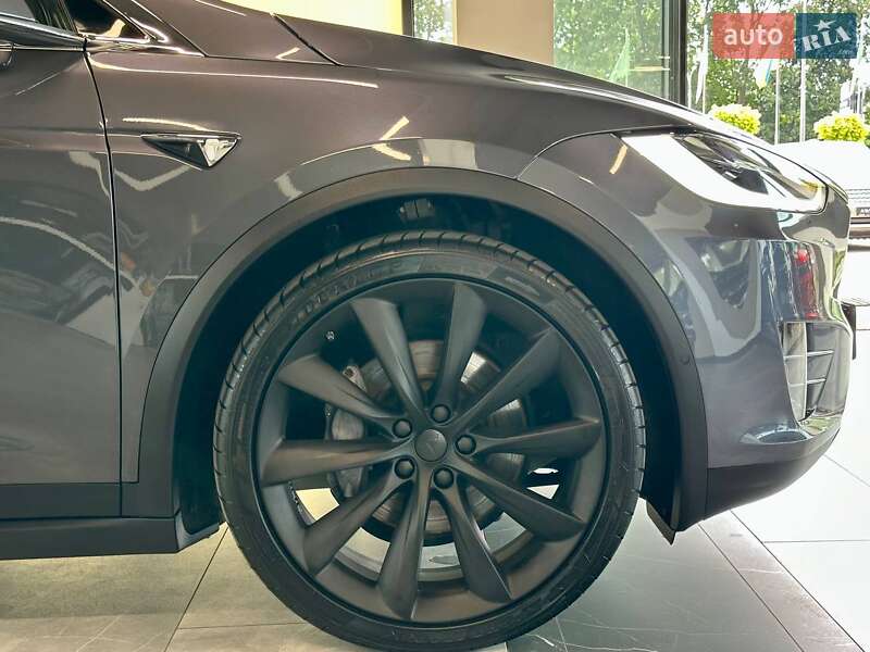 Внедорожник / Кроссовер Tesla Model X 2018 в Львове