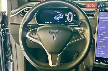 Позашляховик / Кросовер Tesla Model X 2018 в 