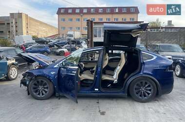 Внедорожник / Кроссовер Tesla Model X 2016 в 