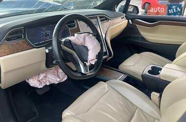 Внедорожник / Кроссовер Tesla Model X 2016 в 