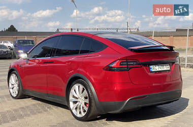 Позашляховик / Кросовер Tesla Model X 2016 в 