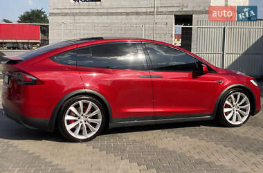 Позашляховик / Кросовер Tesla Model X 2016 в 