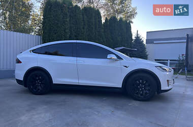 Внедорожник / Кроссовер Tesla Model X 2016 в 