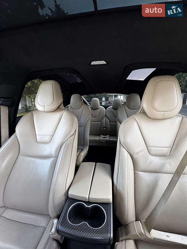 Позашляховик / Кросовер Tesla Model X 2016 в Одесі фото 45 Позашляховик / Кросовер Tesla Model X 2016 в Одесі