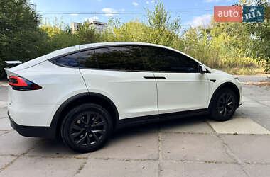 Позашляховик / Кросовер Tesla Model X 2021 в 