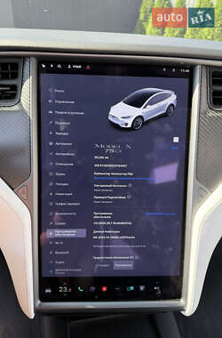 Позашляховик / Кросовер Tesla Model X 2018 в 
