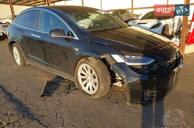 Внедорожник / Кроссовер Tesla Model X 2017 в 