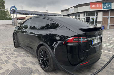 Внедорожник / Кроссовер Tesla Model X 2017 в 
